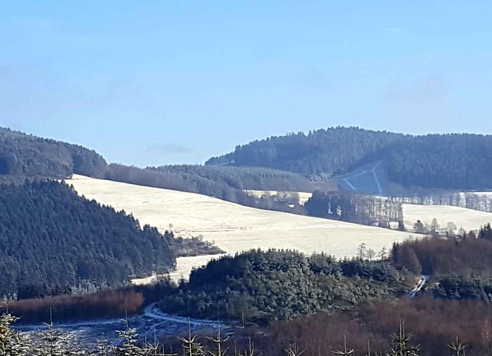 Ferienwohnung Peitz Eslohe Bagian luar foto