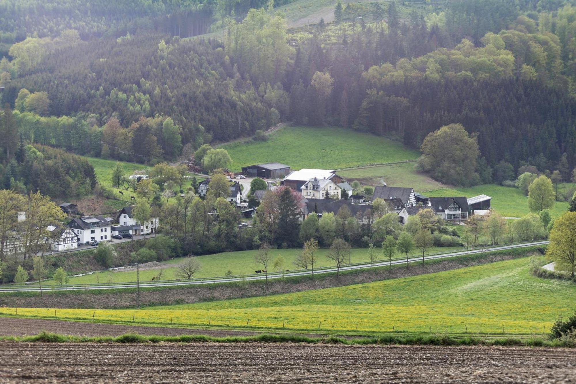 Ferienwohnung Peitz Eslohe Bagian luar foto